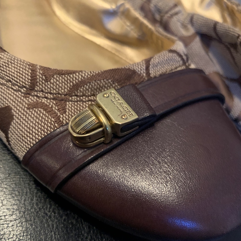 Coach ballet flats